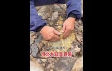 河北大叔卖大缸臭豆腐，一缸300斤，块块坏透了 #河北 #臭豆腐 #豆腐