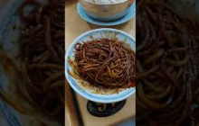 去KK机场前，总算有机会再来吃这档生肉面，和十几年前第一次吃的味道一样！真是难得啊！👍